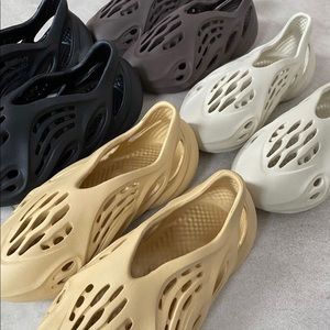 Super Bass Cut Out Detail Slip On In Off White